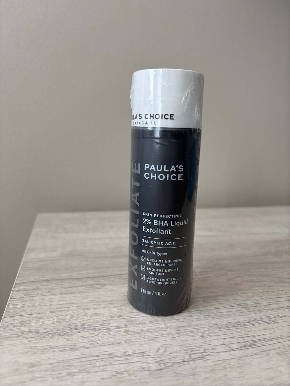 Paula's Choice 2% BHA Liquid Exfoliant - Black & White